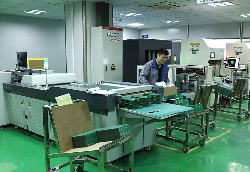 Finish hole inspection machine